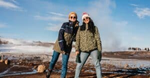 קר שם בחוץ? אלו הם פריטי הלבוש המומלצים לקור קיצוני